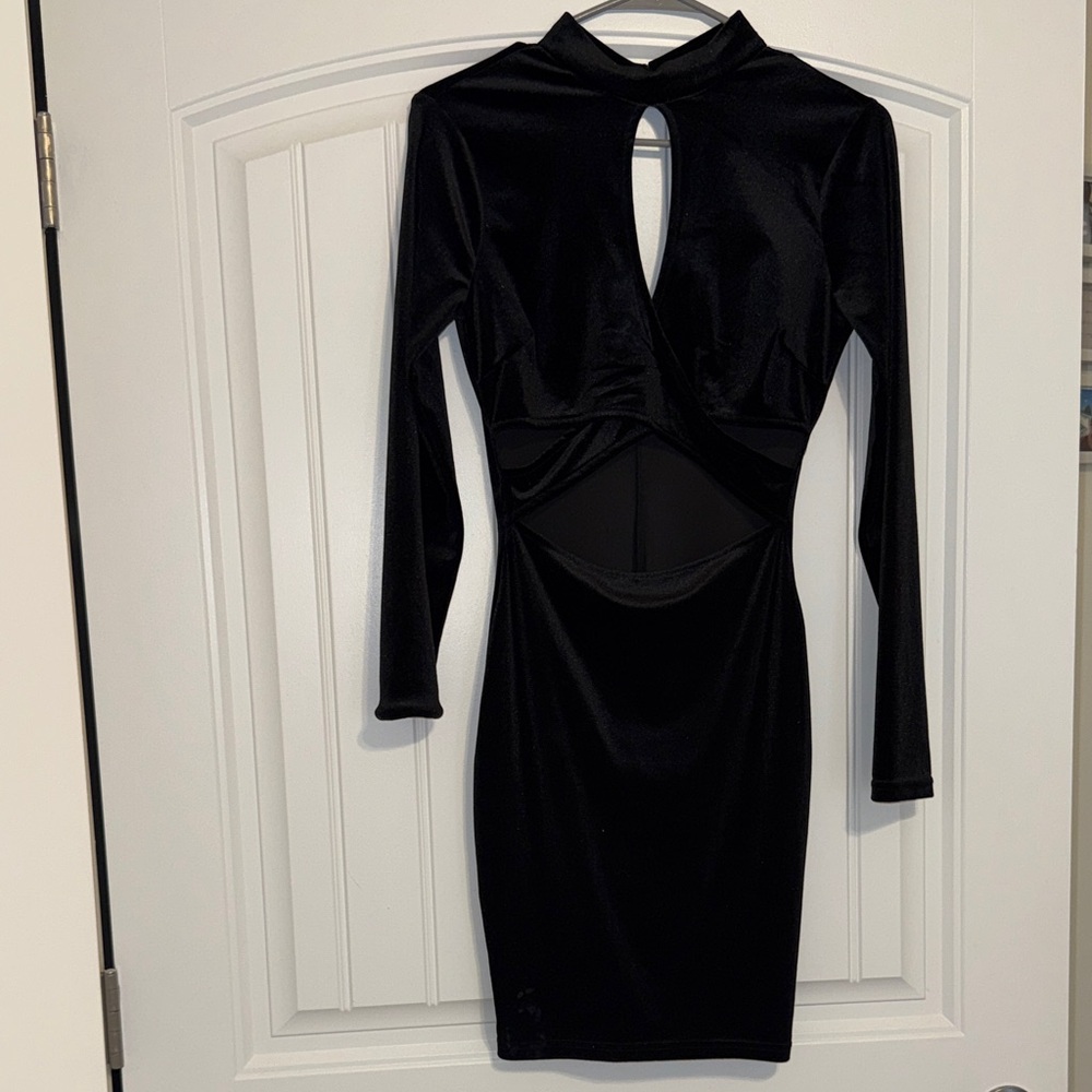 Windsor Black Long Sleeve Cut-Out Dress